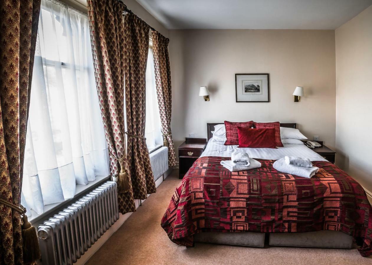The Royal Hotel Ланголен Екстериор снимка